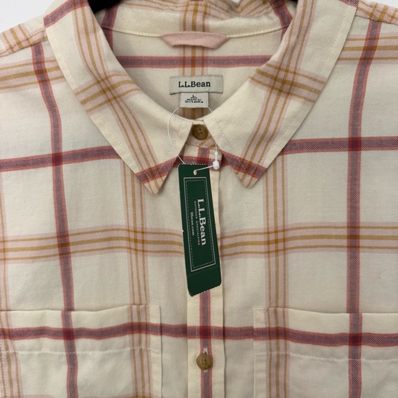 NWT L.L. Bean Women’s Whisper Weight Flannel Button Down, Size Large, Sailcloth - Picture 4 of 7